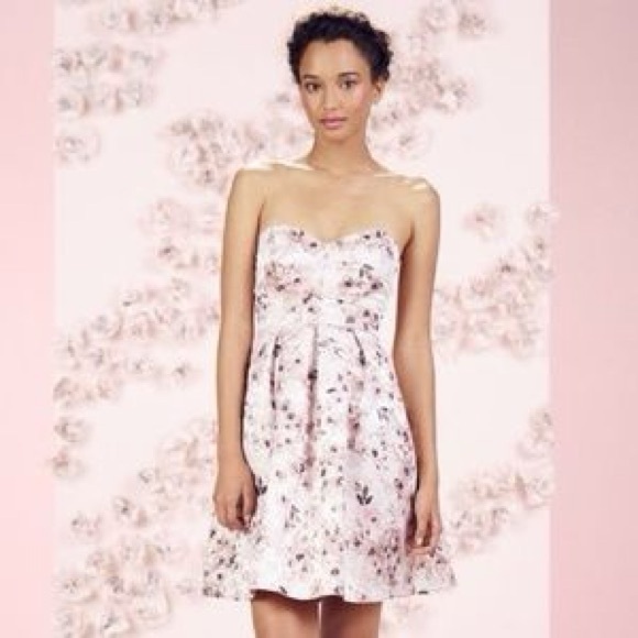 LC Lauren Conrad Dresses & Skirts - LC Lauren Conrad Runway Elegant Cream Floral Strapless Dress